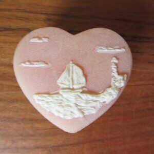heart shaped jewelry gift trinket box vintage 1992 hawaii (GC023 Grace)